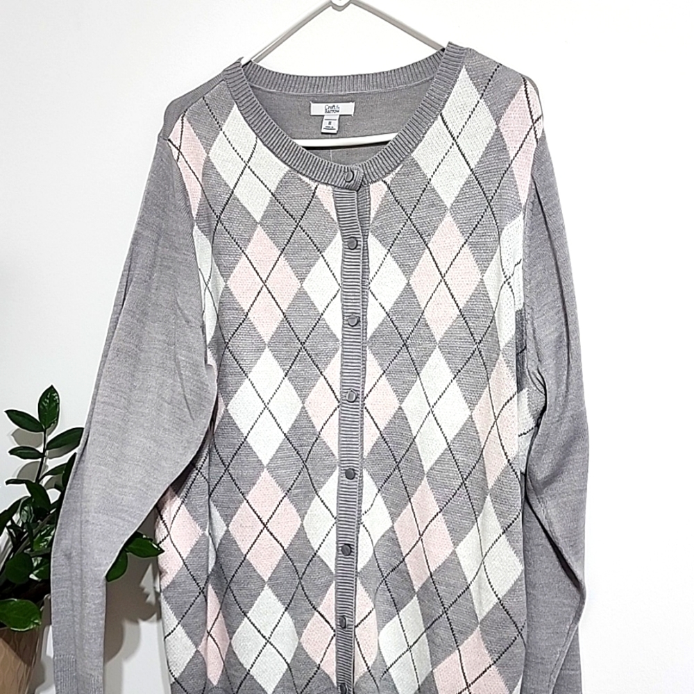 Croft & Barrow Gray/Pink Argile Sweater